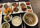 6만원 대 결혼식장 밥 jpg