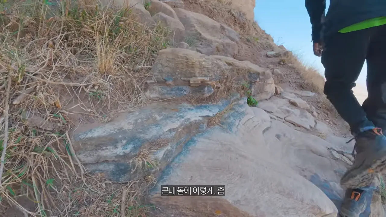 절벽 끝에 만든 세계에서 가장 위험한 교회 가보기【아프리카7】 9-9 screenshot.png