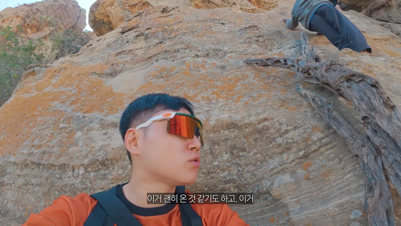 절벽 끝에 만든 세계에서 가장 위험한 교회 가보기【아프리카7】 10-24 screenshot.png
