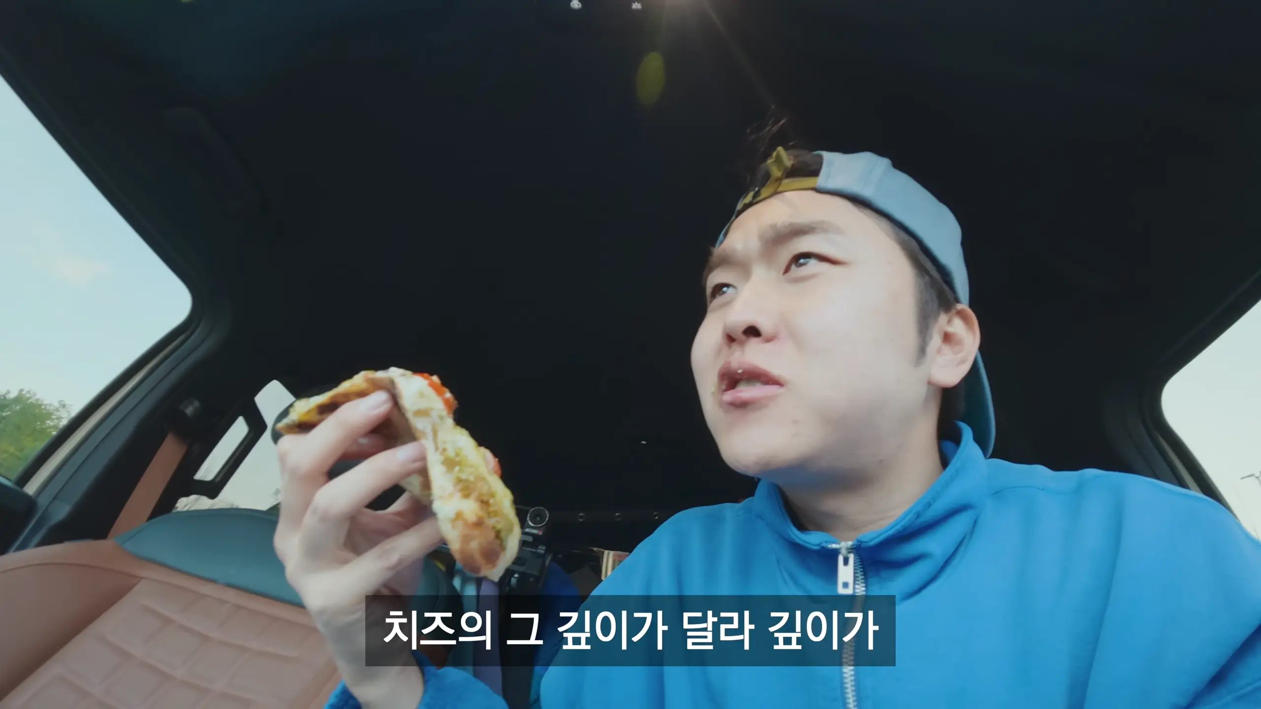 q_u3uvmNCKA 00-25-28 이탈리아 한 가운데서 멈춰버린 캠핑카, 하. - 캠핑카 세계여행 (3).png