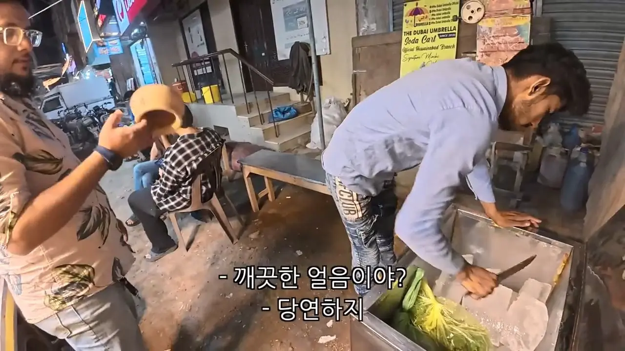 지옥행 열차 그 자체 식중독 환자의 파키스탄 38시간 침대칸 기차 횡단 🇵🇰.mp4_20260511_113037.081.jpg