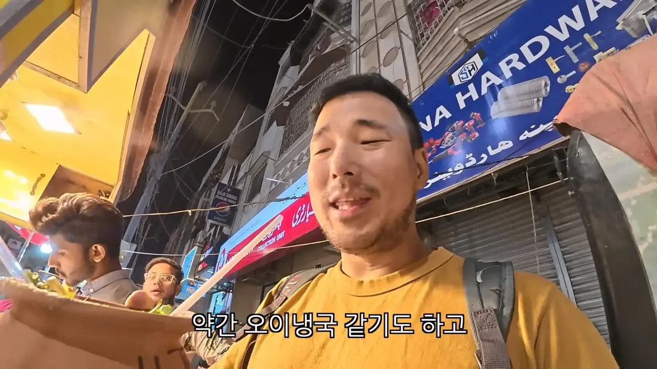 지옥행 열차 그 자체 식중독 환자의 파키스탄 38시간 침대칸 기차 횡단 🇵🇰.mp4_20260511_113126.554.jpg
