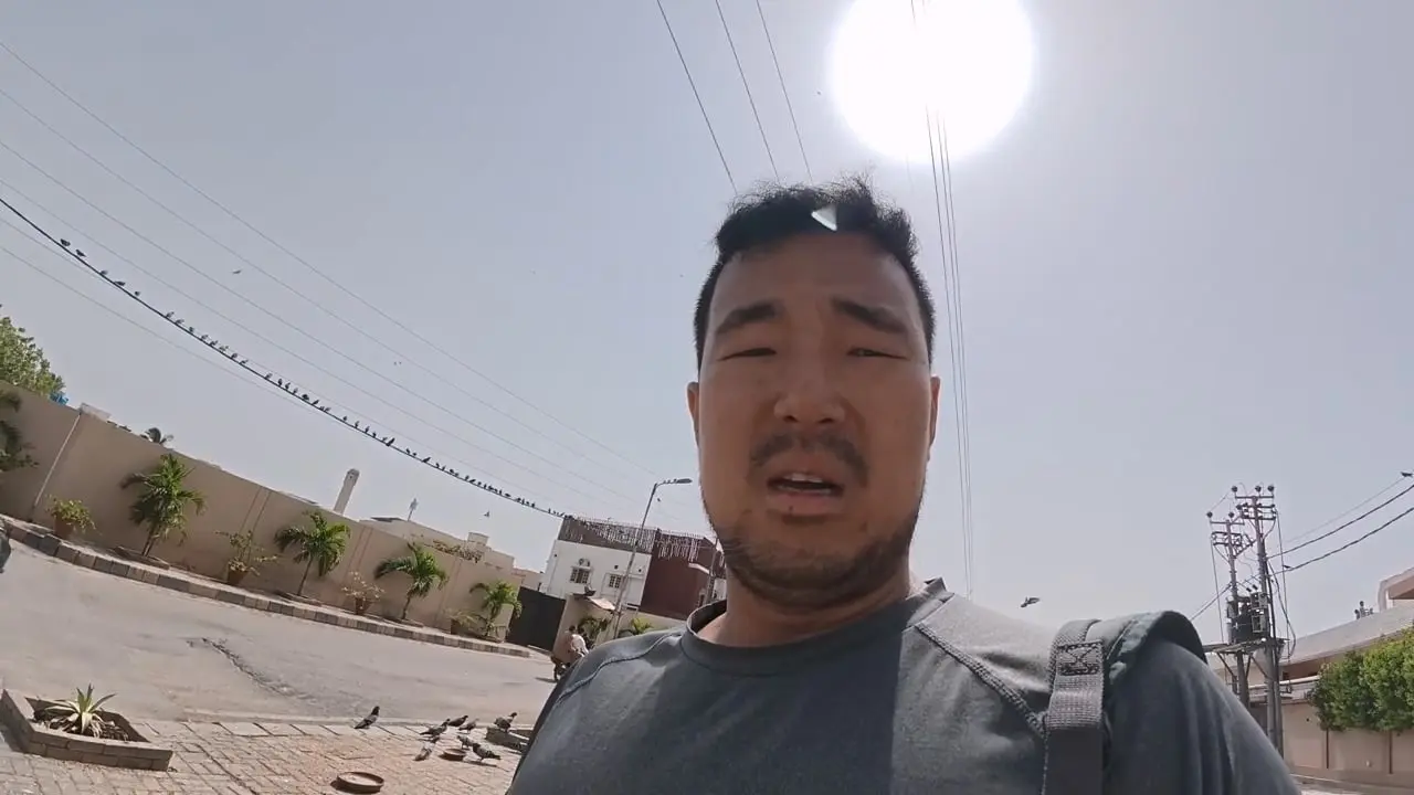 지옥행 열차 그 자체 식중독 환자의 파키스탄 38시간 침대칸 기차 횡단 🇵🇰.mp4_20260511_113153.417.jpg