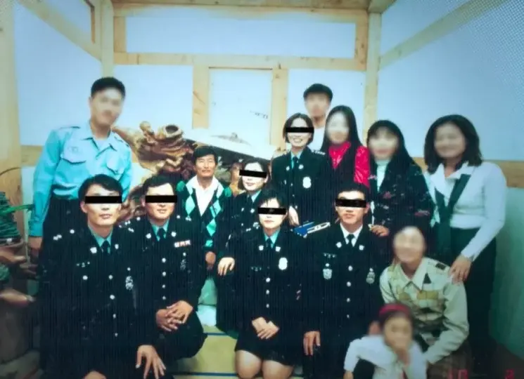 19d869d231356ed75.webp