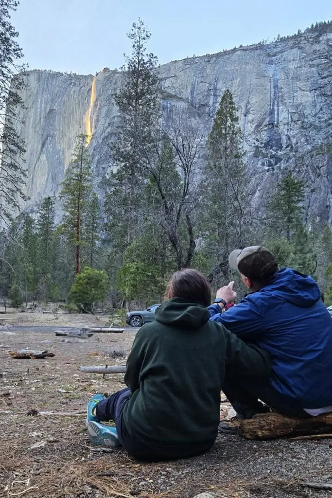 Travel-Yosemite-Firefall-Watching-Together-683x1024.jpg