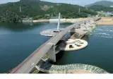 완공 후 10년 넘게 차량통행 막힌 다리