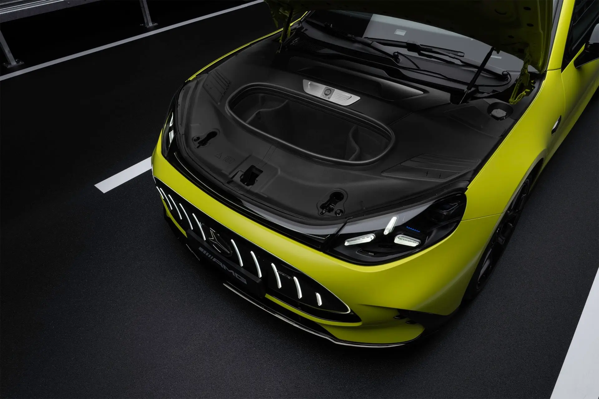 2027-Mercedes-AMG-GT-4-Tuerer-Coupe-Elektro-BEV-25.jpg