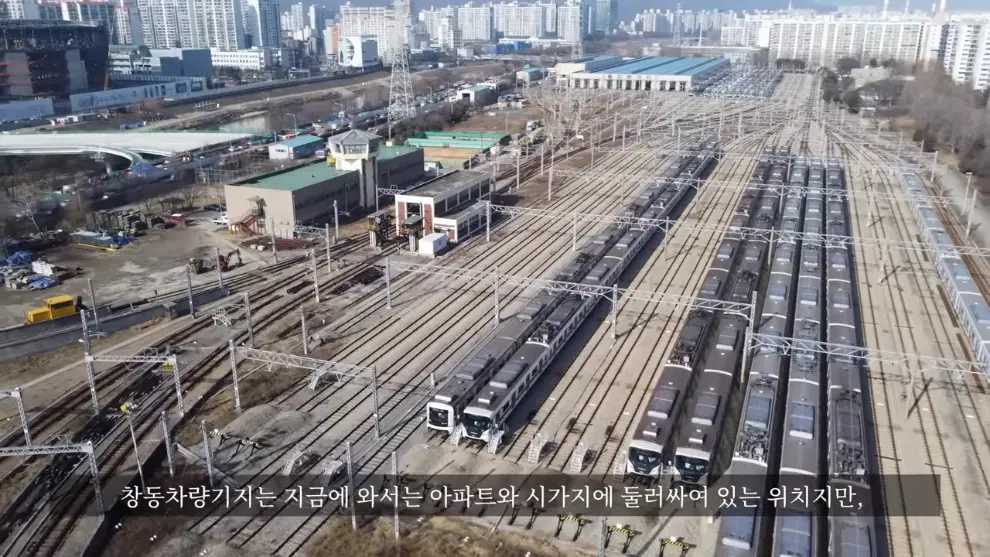 Hagoon 하군 - 어쩌다보니 산꼭대기에 지하철을 짓게 된 이유ㄷㄷ 서울지하철 4호선 새 차량기지 근황 [29Lb4cPo5Oo - .jpeg.png