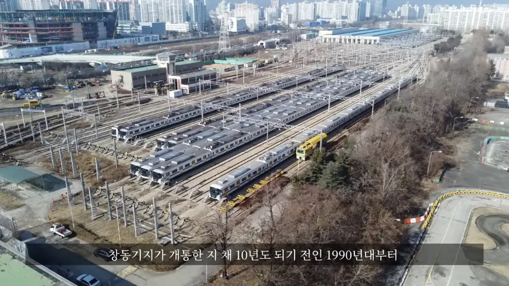 Hagoon 하군 - 어쩌다보니 산꼭대기에 지하철을 짓게 된 이유ㄷㄷ 서울지하철 4호선 새 차량기지 근황 [29Lb4cPo5Oo - .jpeg.png