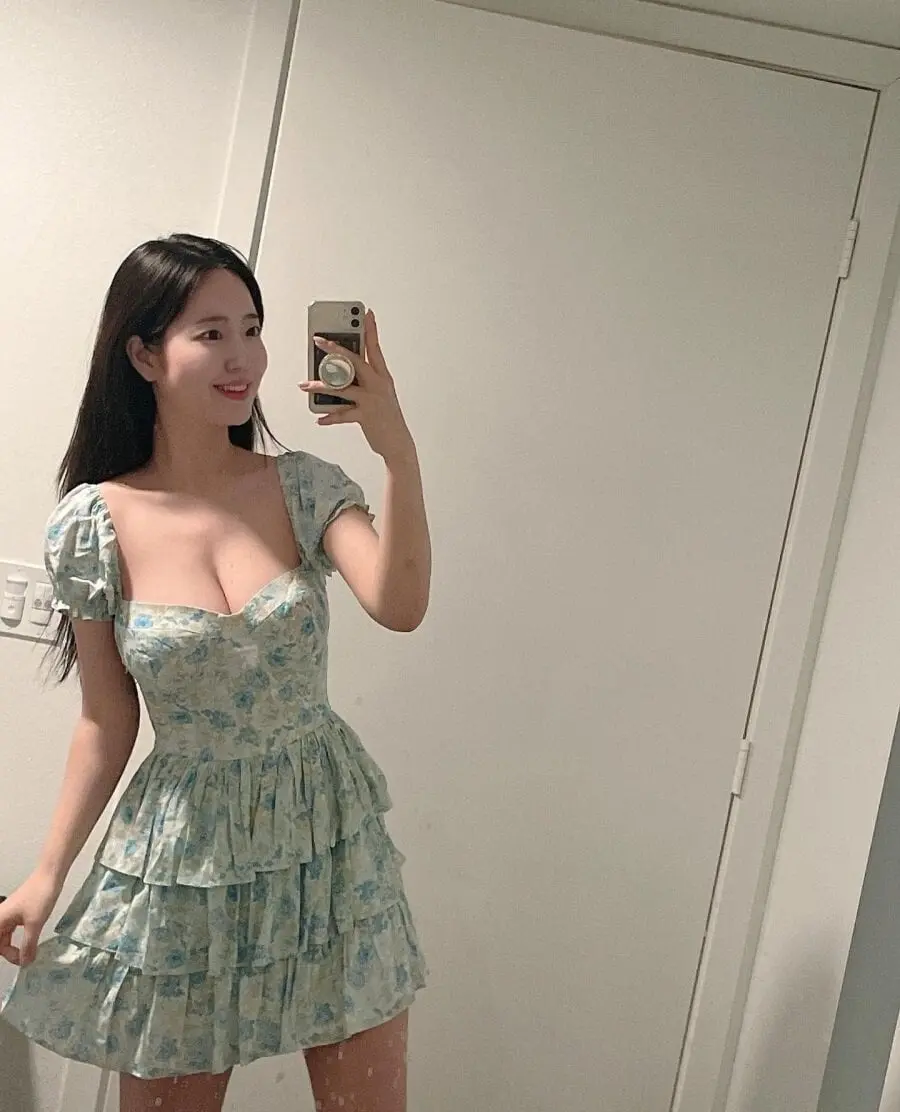 IMG_9213.jpeg ㅇㅎ) 비키니 공개한 F컵 유튜버