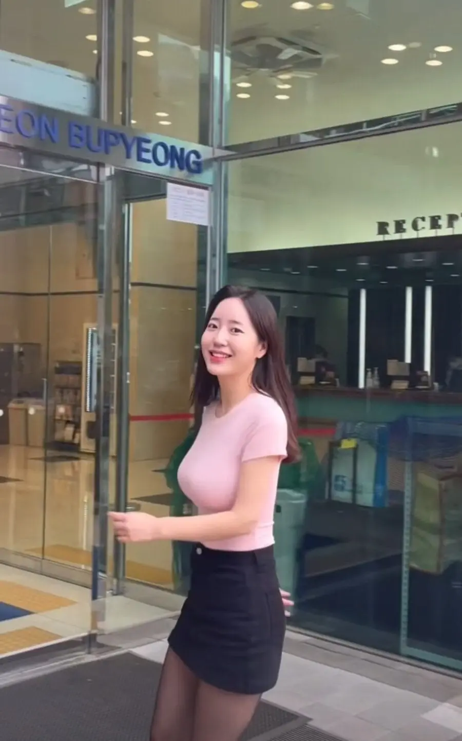 IMG_9211.jpeg ㅇㅎ) 비키니 공개한 F컵 유튜버