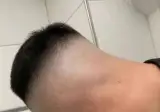 지금 존나 핫한 미용사 잘못이다 vs 대갈통이 못 생긴게 문제다 논쟁