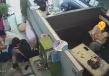 요즘 10대들이 가는 칸막이 카페 ..