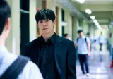 넷플릭스 국내 1위 ‘참교육’···‘사이다’인데 씁쓸한 뒷맛