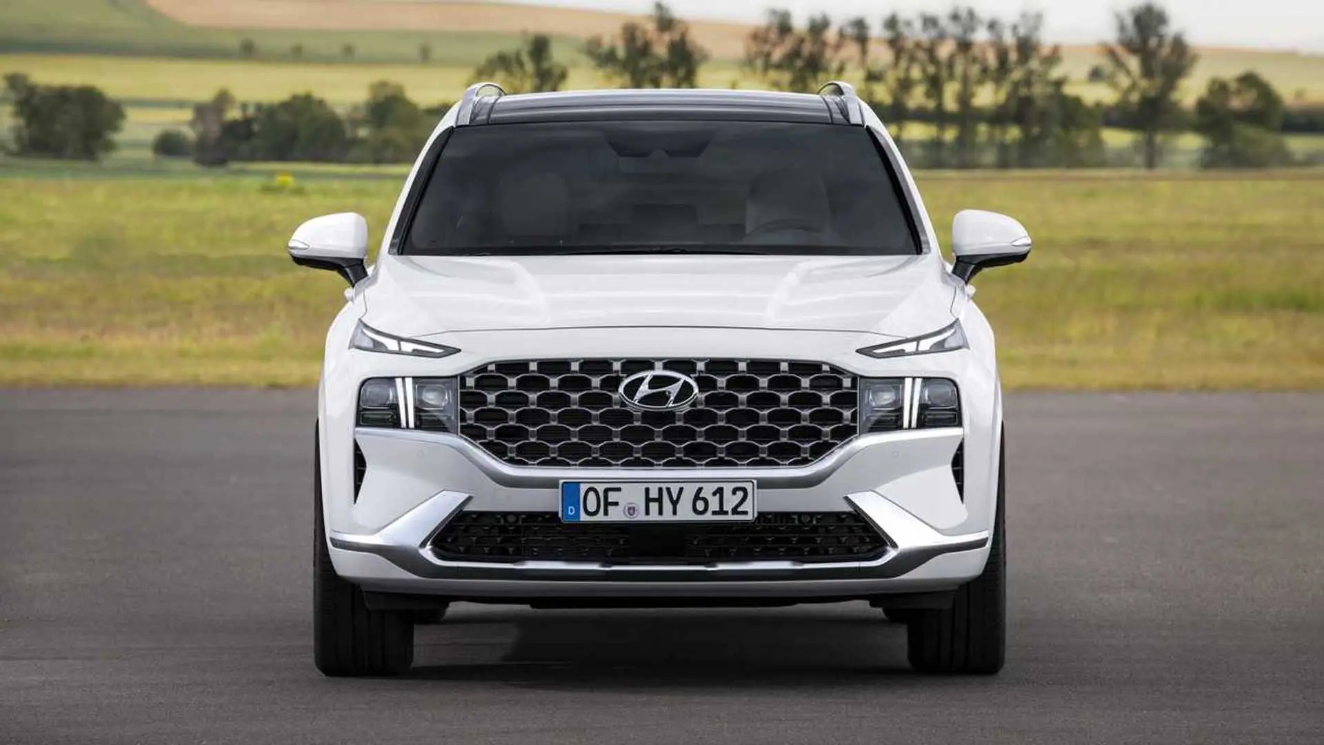 2021-hyundai-santa-fe-4.jpg