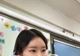 미모가 상당한 9년차 초등 여교사.jpg