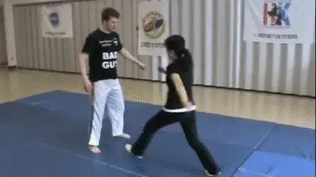 tumblr_pooa396Oxf1wagf7d_500.gif.webp