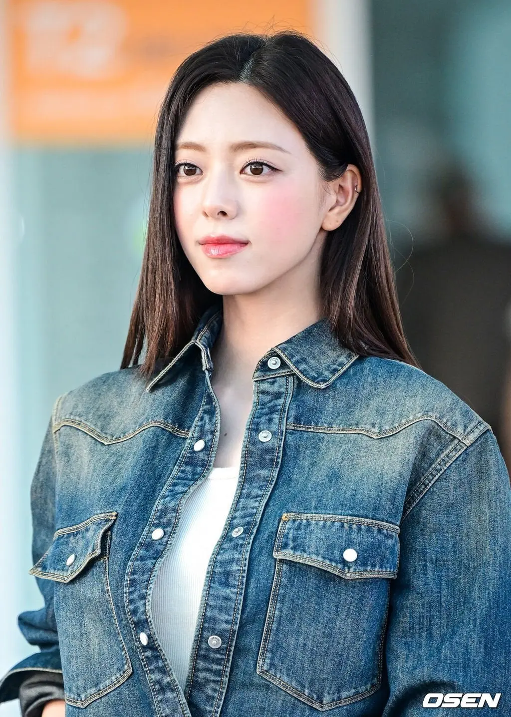 오늘자 출국하는 ITZY 유나