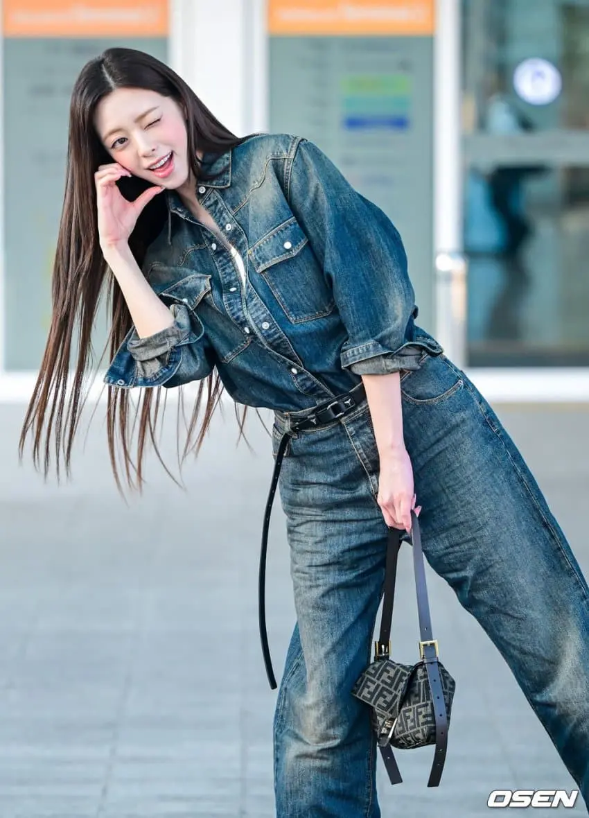 오늘자 출국하는 ITZY 유나