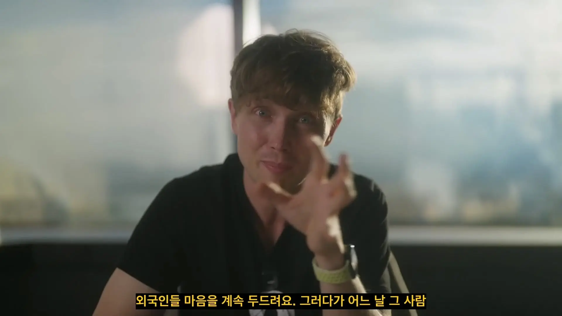 외국인들이 한국 오면 절대 못 떠나는 이유_20260613_104233.139.jpg