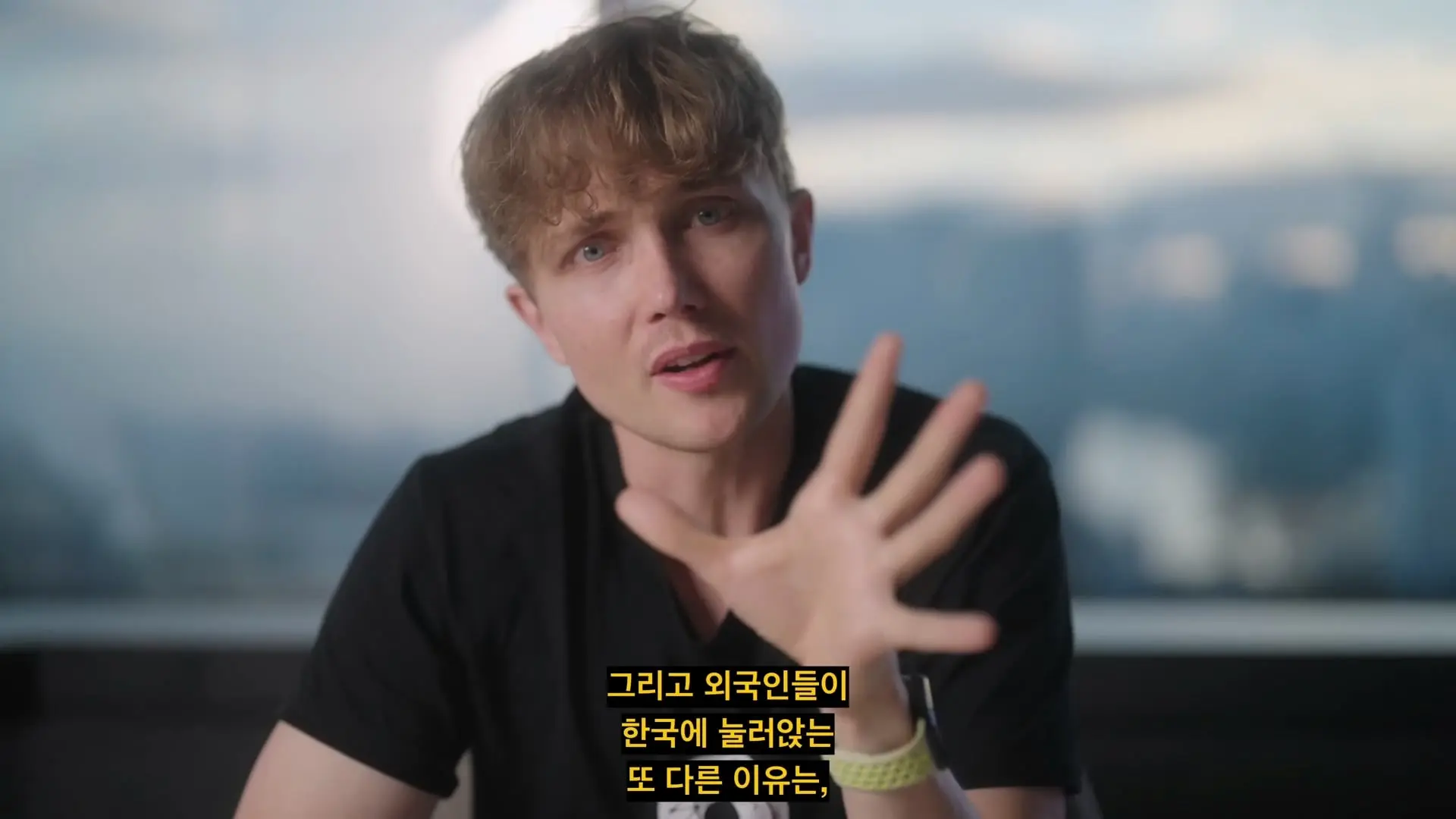 외국인들이 한국 오면 절대 못 떠나는 이유_20260613_103740.086.jpg