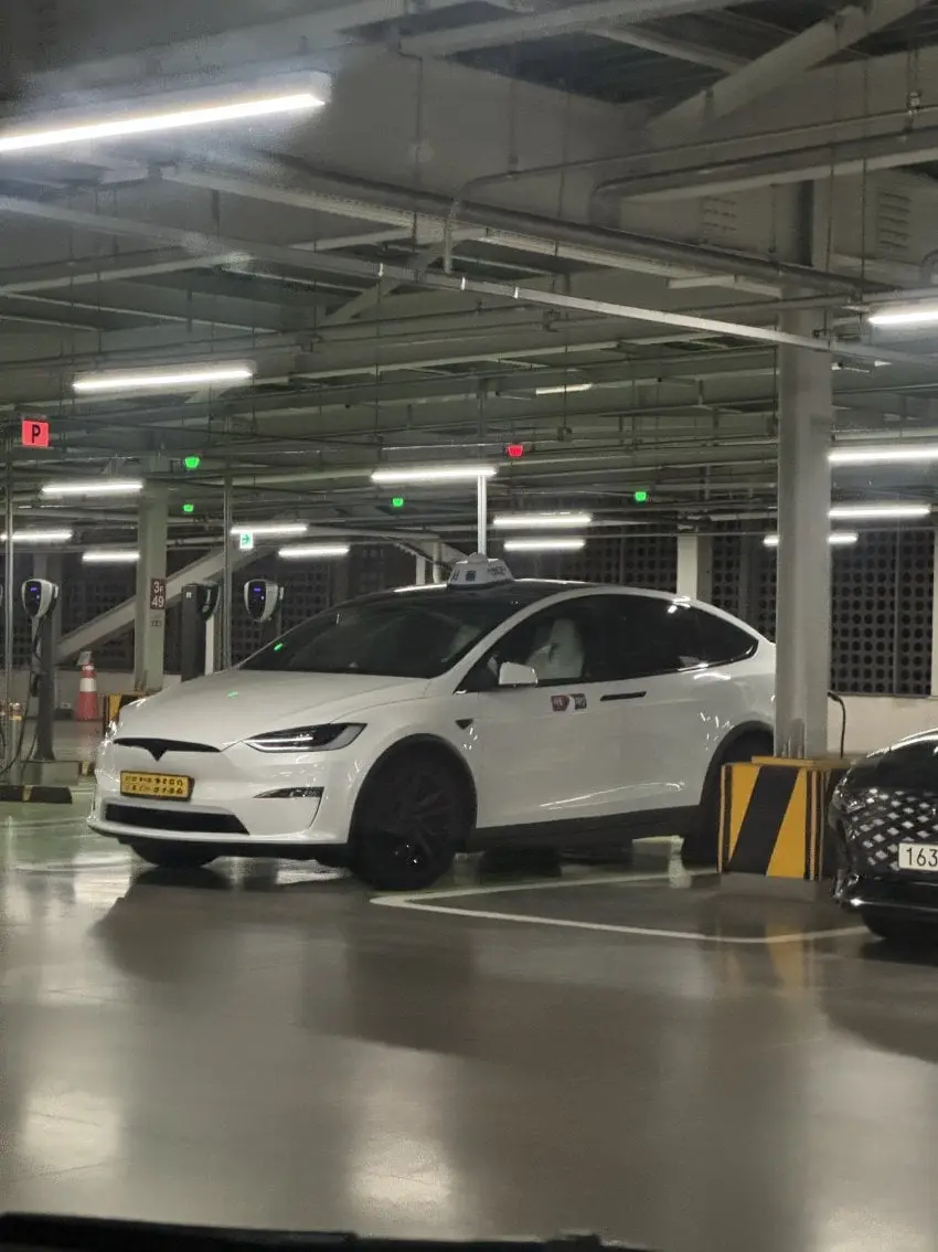 tesla-20260616-215557-000.jpg