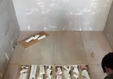 바닥 철거하는데 이게 뭐야?.jpg