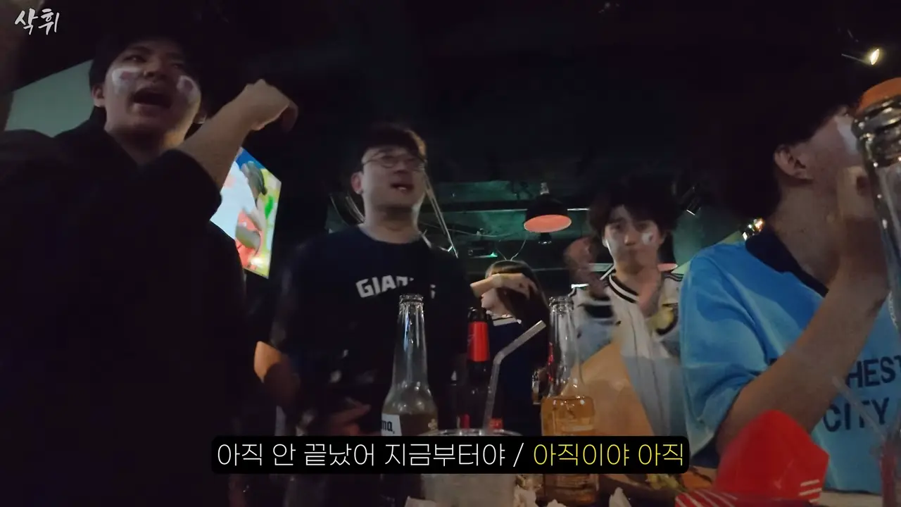 내가 알던 일본 맞지…_ 직접 본 월드컵 분위기ㄷㄷ 17-30 screenshot.png