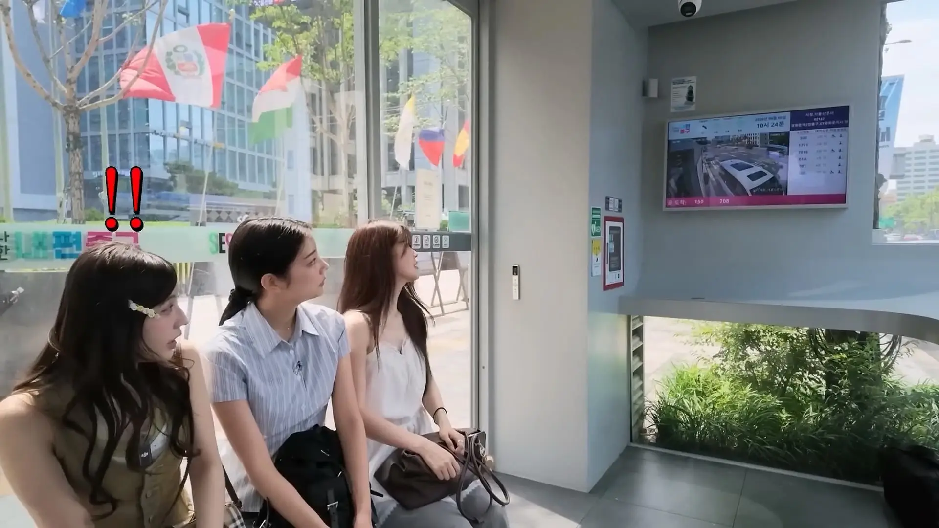 일본 시골에서 온 일본여자들이 말로만 듣던 요즘 한국 버스를 실제로 타봤더니 ㅋㅋ_20260620_101429.059.jpg