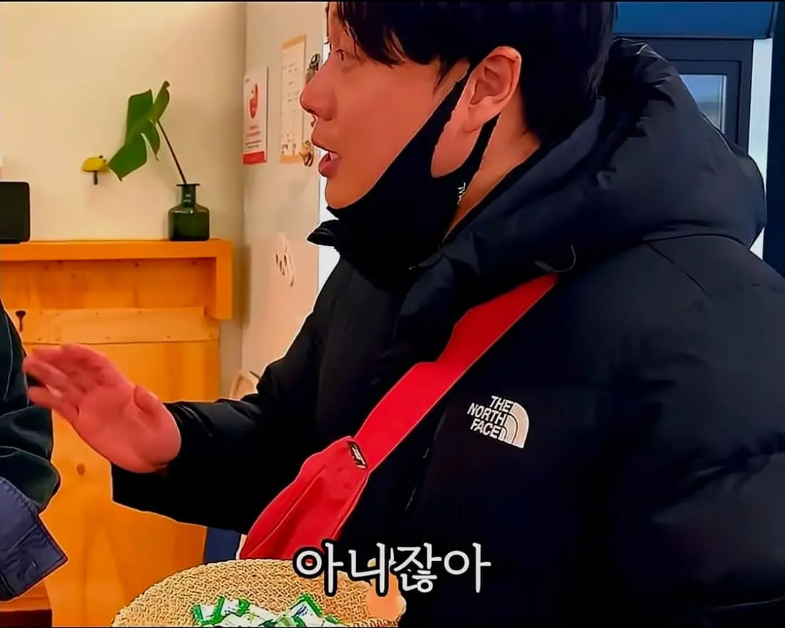 Screenshot_20260621_011550_YouTube.jpg