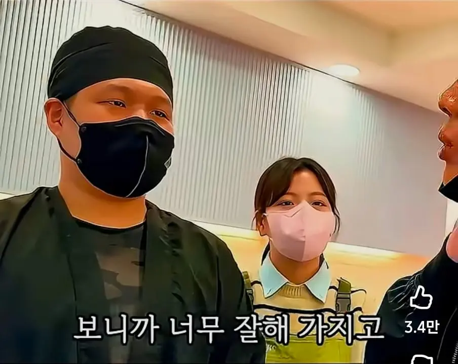 Screenshot_20260621_221536_YouTube.jpg