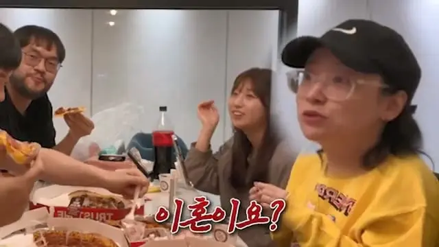 이별 후 처음으로 모인 우리.mp4_20260622_145357.393.jpg