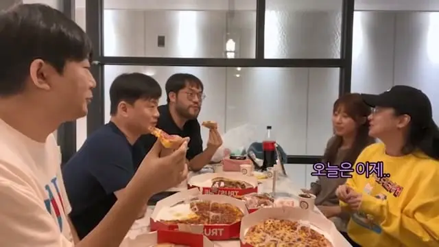 이별 후 처음으로 모인 우리.mp4_20260622_145344.051.jpg