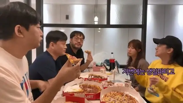 이별 후 처음으로 모인 우리.mp4_20260622_145342.339.jpg