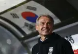 의외로 FC 코리아 팬들 요구는 다들어준 감독.jpg
