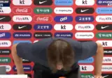 홍명보와 박항서 사죄 모습 비교