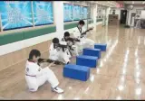 실전성을 보완 중인 태권도장.jpg