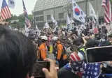 지들끼리 싸워 2명 이송 ㅋㅋ