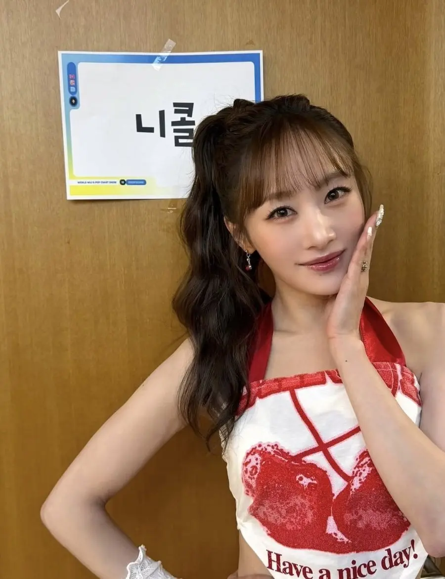 카라 니콜 최근 ㄷㄷㄷ.jpeg
