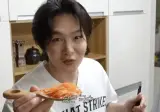 현시각 제일 부럽다는 선재스님 당근국수 먹는 이창섭