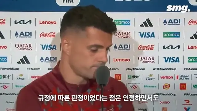 심판·VAR까지 상대했다 .'다이빙하다 퇴장' 오심 바로잡았는데 스위스가 폭발한 이유 스포츠머그.mp4_20260714_092411.479.jpg