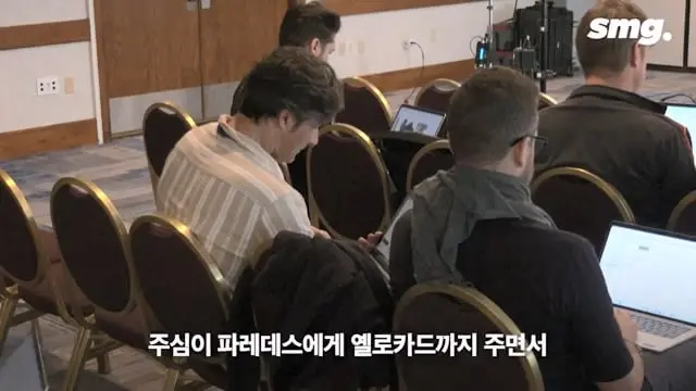 심판·VAR까지 상대했다 .'다이빙하다 퇴장' 오심 바로잡았는데 스위스가 폭발한 이유 스포츠머그.mp4_20260714_092545.633.jpg