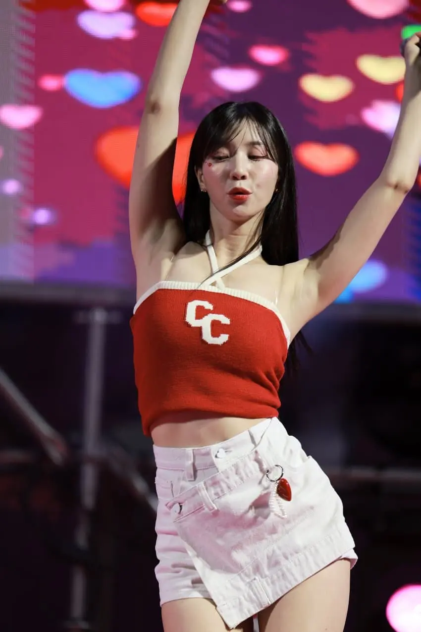 1783648572-2.jpg