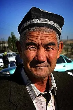 Uzbekistani_old_man_in_2005 (1).jpg
