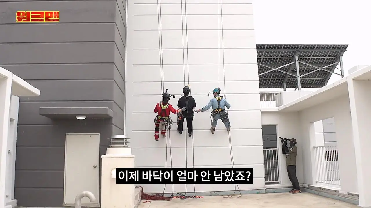 004_b124d368852134c4ce907017b02423e9.jpg 워크맨 이준이 결국 포기해버린 알바 ㄷㄷ