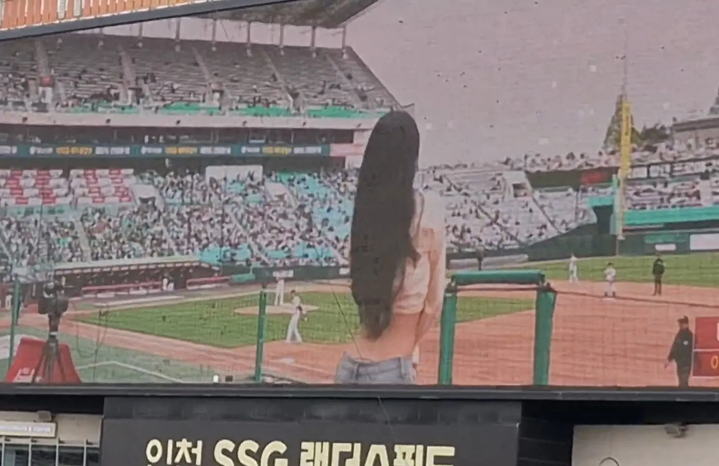 Screenshot_20260718_072354_YouTube.jpg