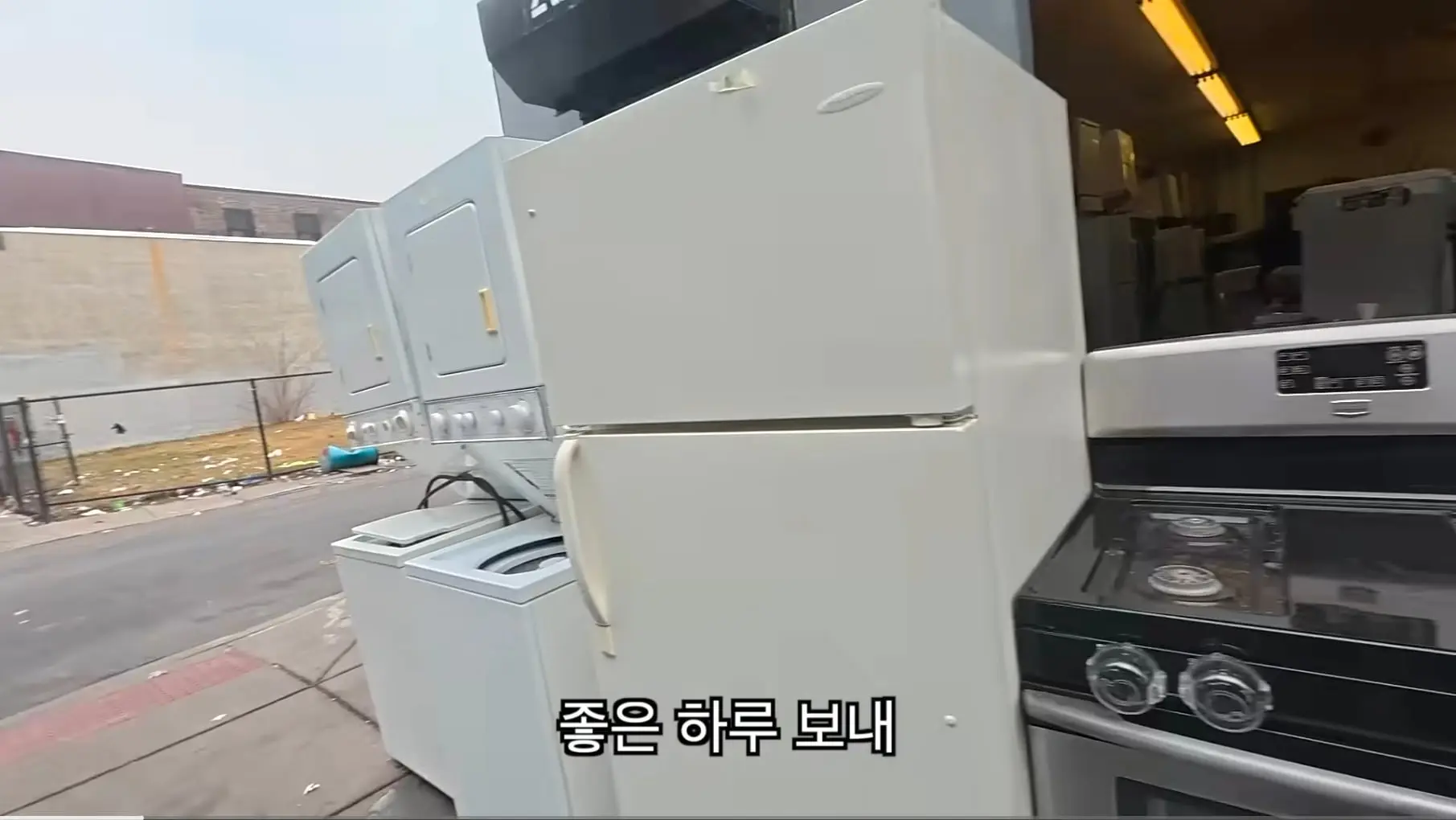 Screenshot_20260719_021348_YouTube.jpg