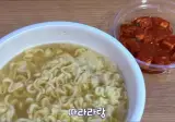 파인애플피자를 보는 이탈리안의 기분 대리체험.jpg