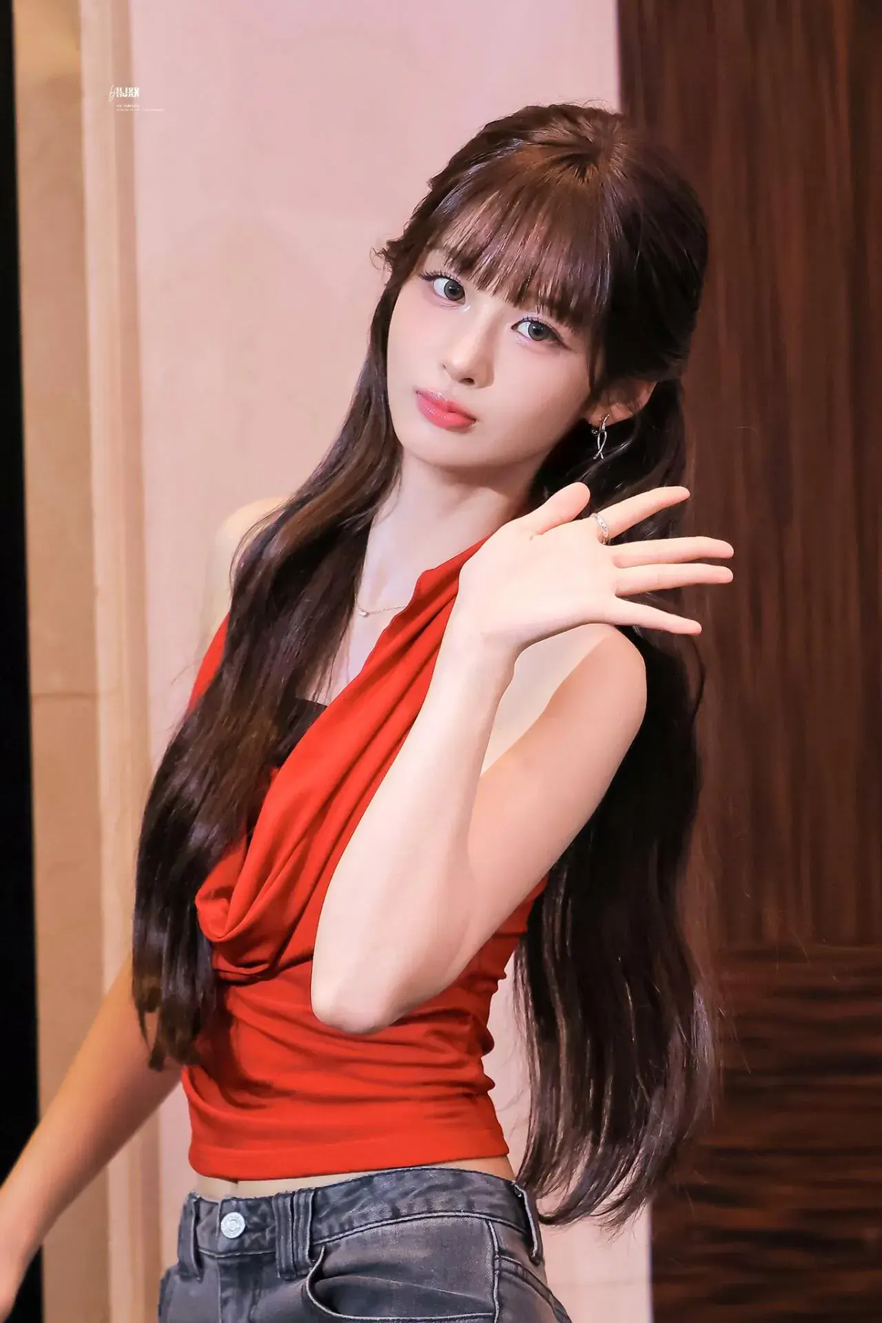 스타일 바꾼 설윤