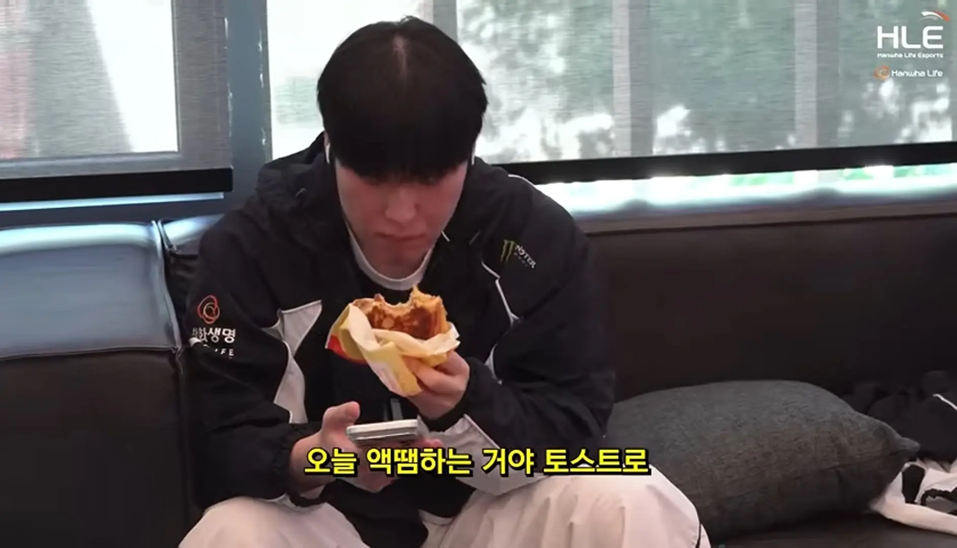 Screenshot_20260809_200831_YouTube.jpg